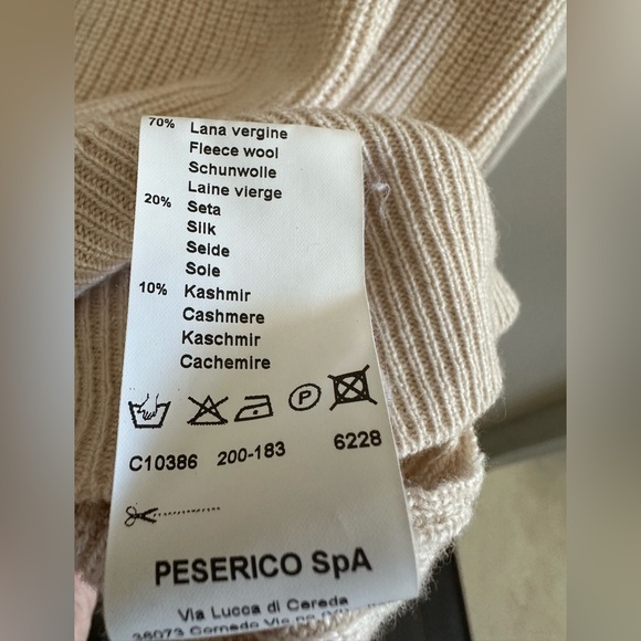 Peserico Turtleneck Sweater size 38‎ (US 6) - Picture 2 of 6